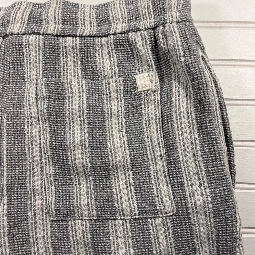 Cactus Man Ricky Singh Textured Drawstring Shorts Mens L Gray Cream Striped